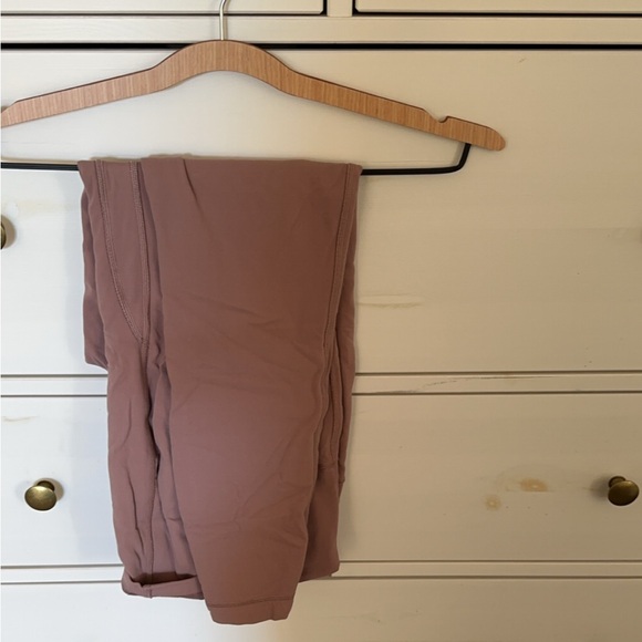 Lululemon Align High Rise 25” size 6 in Twilight Rose - Picture 1 of 1